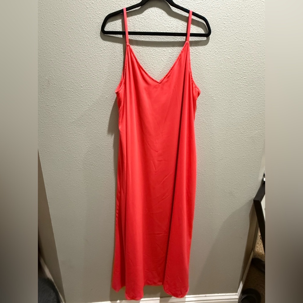 Vince Camuto Red Satin Maxi Slip Dress V-Neck Spaghetti Strap